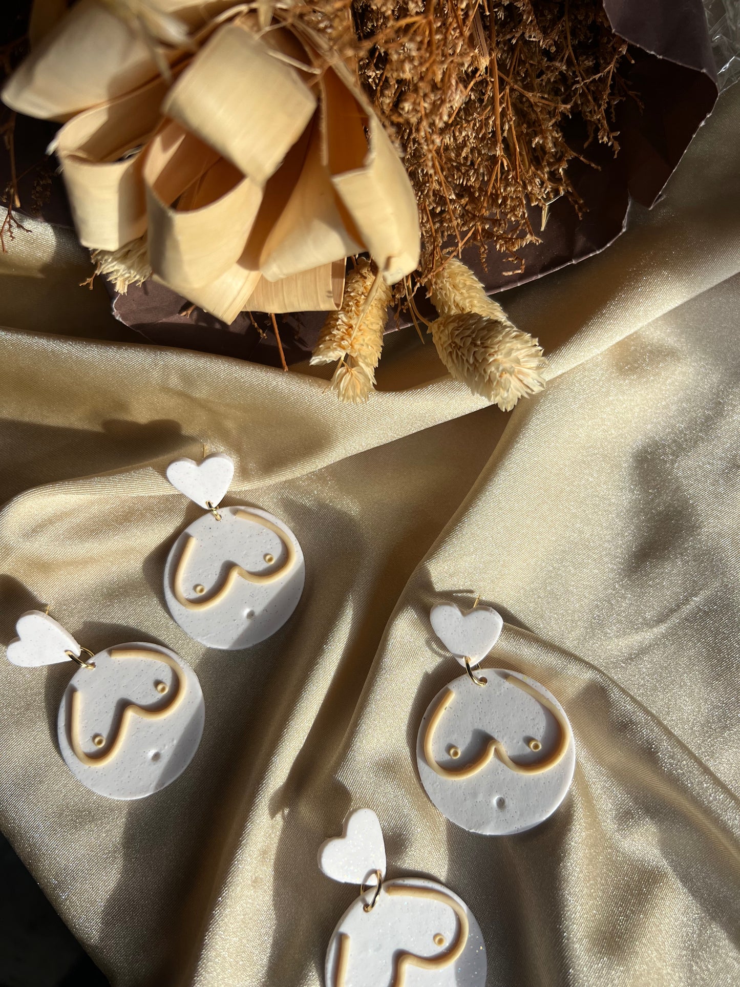 Ámate Earrings