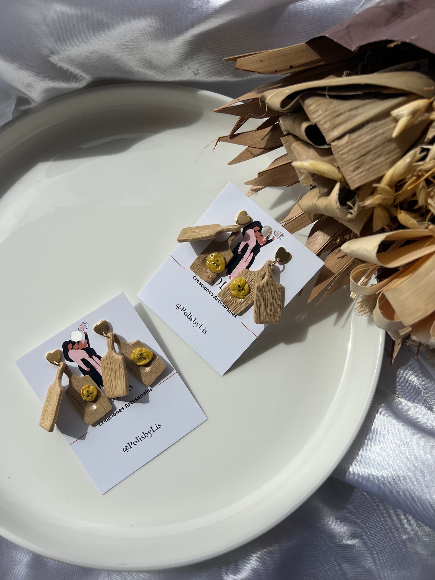 Tostonera earrings