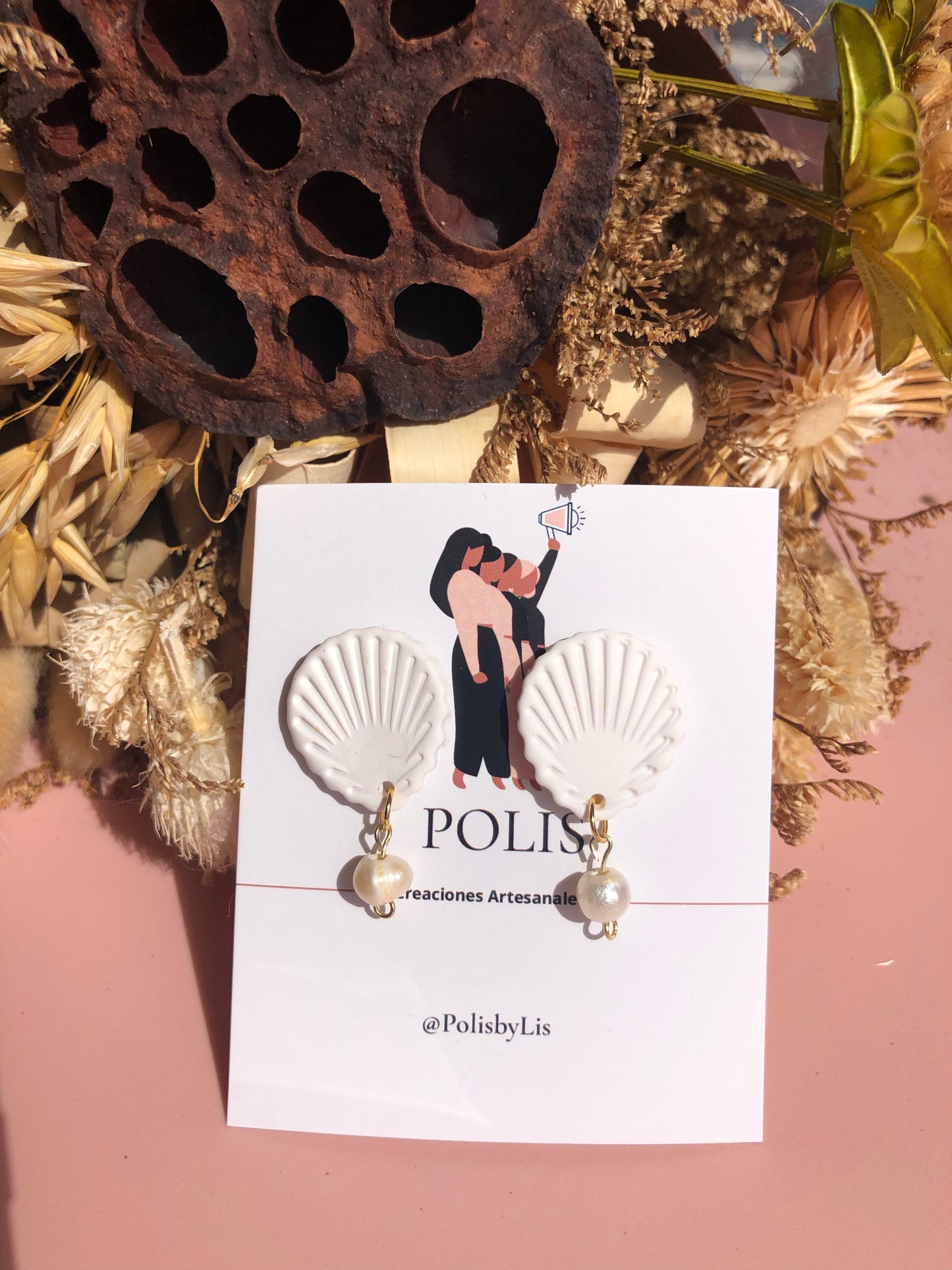 Shell earrings