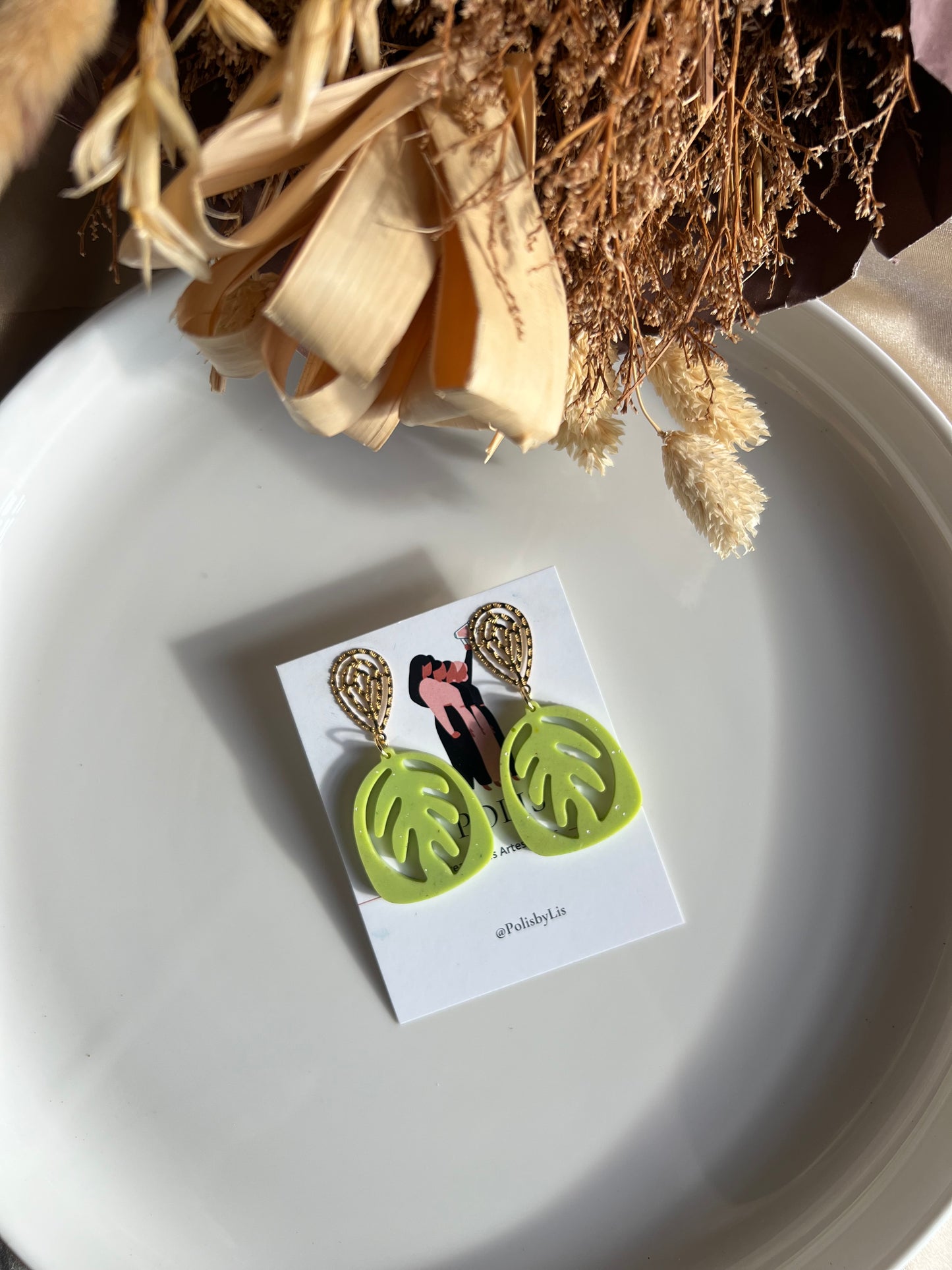 Hoja verde earrings